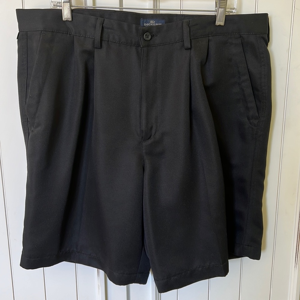 Mens Dockers Golf Shorts size 38